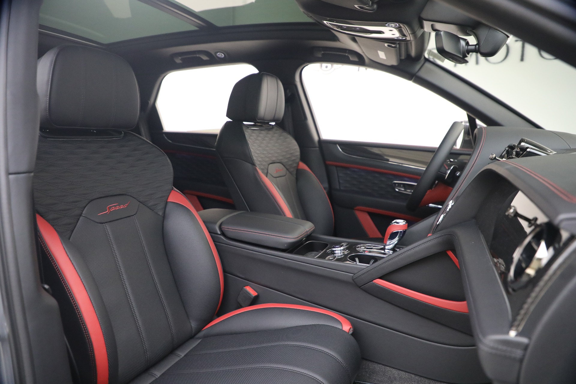 2026 Bentley Bentayga Speed - Photo 24