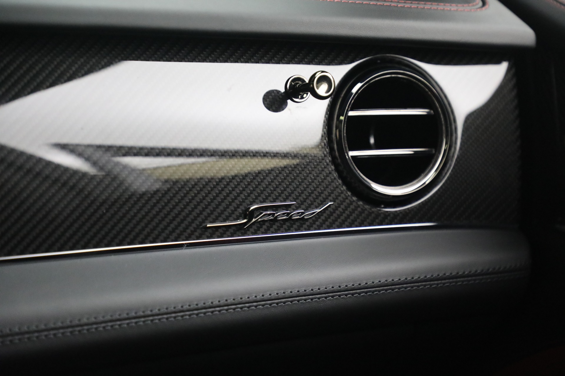 2026 Bentley Bentayga Speed - Photo 28