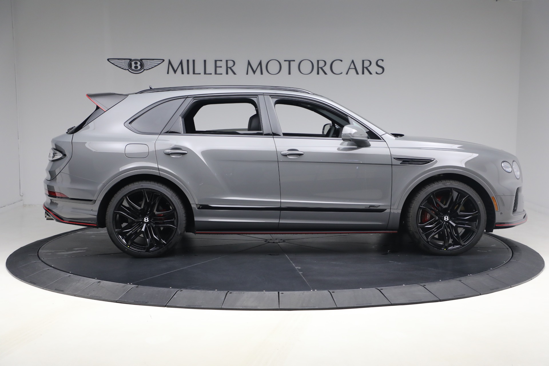 2026 Bentley Bentayga Speed - Photo 6