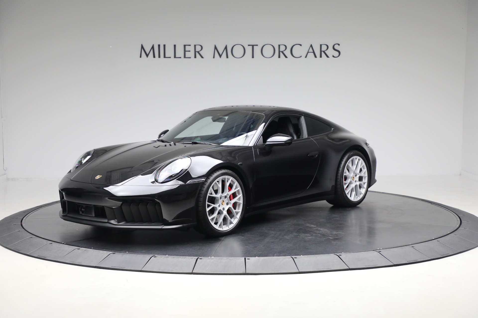 Used 2025 Porsche 911 Carrera GTS for sale $195,900 at McLaren Greenwich in Greenwich CT 06830 1