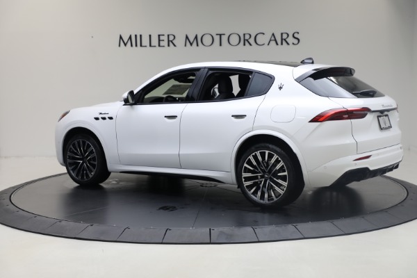 Used 2025 Maserati Grecale Modena for sale $61,116 at McLaren Greenwich in Greenwich CT 06830 3