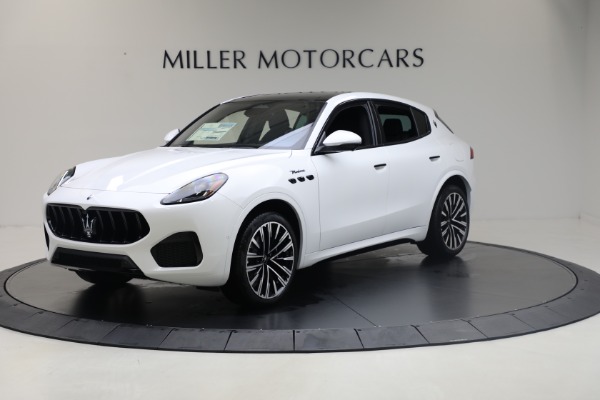 Used 2025 Maserati Grecale Modena for sale $61,116 at McLaren Greenwich in Greenwich CT 06830 1