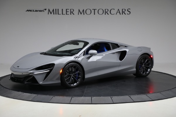 Used 2023 McLaren Artura for sale $184,900 at McLaren Greenwich in Greenwich CT 06830 2