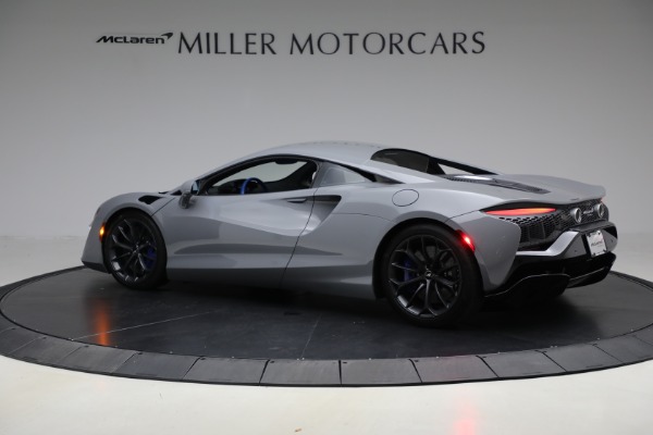 Used 2023 McLaren Artura for sale $184,900 at McLaren Greenwich in Greenwich CT 06830 4