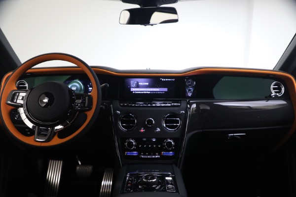 Used 2026 Rolls-Royce Black Badge Cullinan for sale $515,900 at McLaren Greenwich in Greenwich CT 06830 4