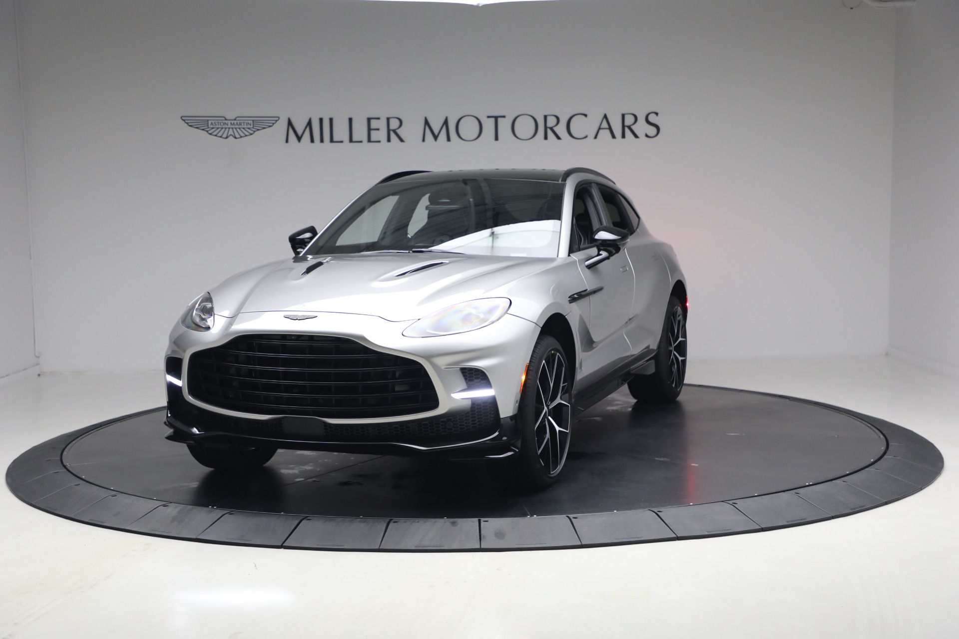 New 2026 Aston Martin DBX 707 for sale $333,500 at McLaren Greenwich in Greenwich CT 06830 1