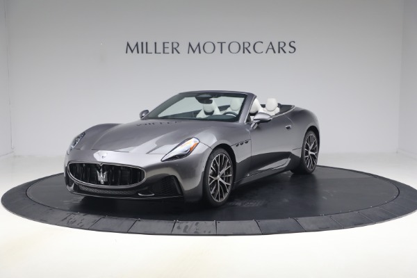 Used 2026 Maserati GranCabrio Modena for sale $139,900 at McLaren Greenwich in Greenwich CT 06830 1