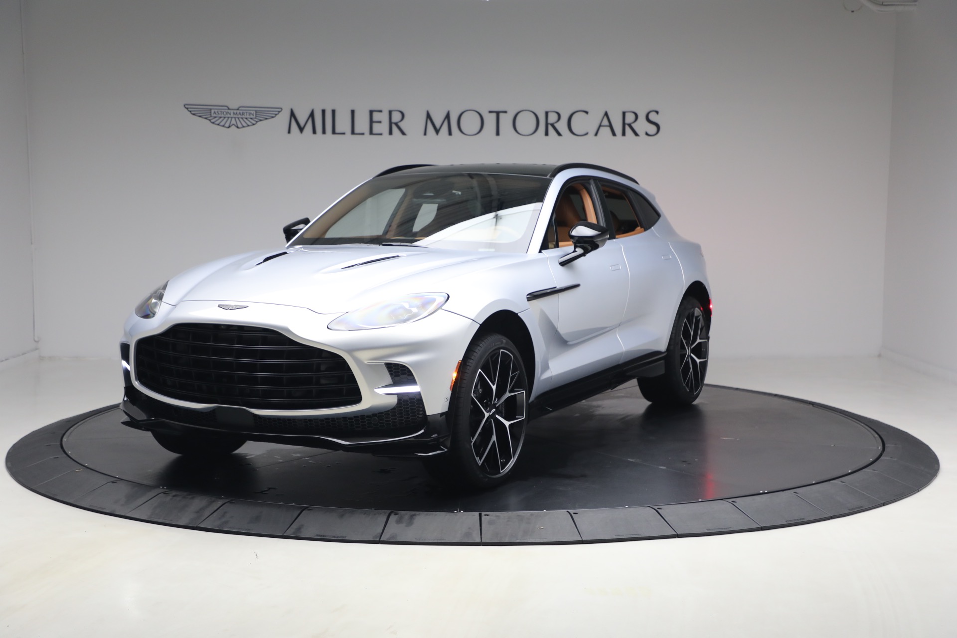New 2026 Aston Martin DBX 707 for sale $290,200 at McLaren Greenwich in Greenwich CT 06830 1