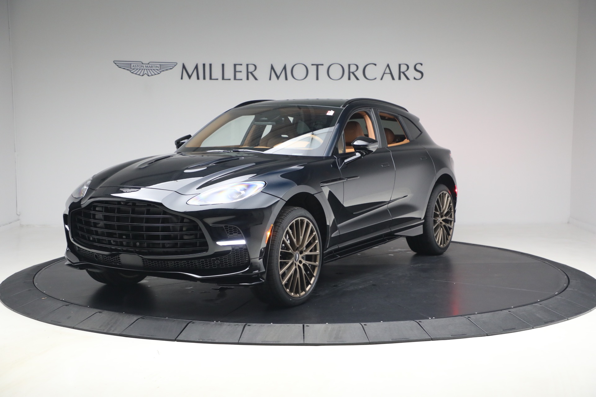 New 2026 Aston Martin DBX 707 for sale $337,500 at McLaren Greenwich in Greenwich CT 06830 1