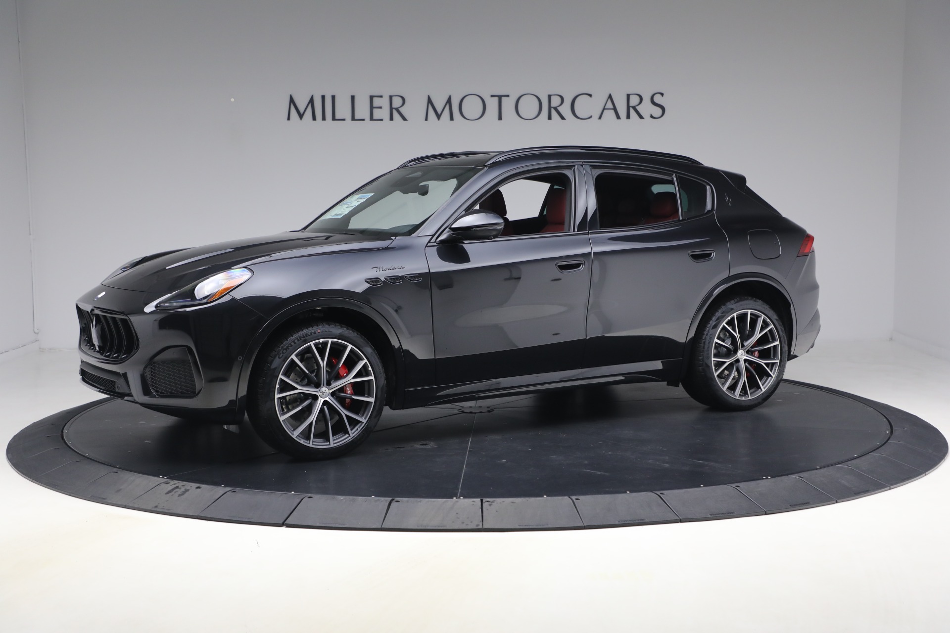 New 2026 Maserati Grecale Modena for sale $98,585 at McLaren Greenwich in Greenwich CT 06830 1