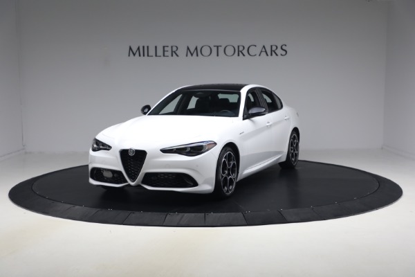 New 2026 Alfa Romeo Giulia for sale $43,000 at McLaren Greenwich in Greenwich CT 06830 2