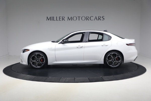 New 2026 Alfa Romeo Giulia for sale $43,000 at McLaren Greenwich in Greenwich CT 06830 4