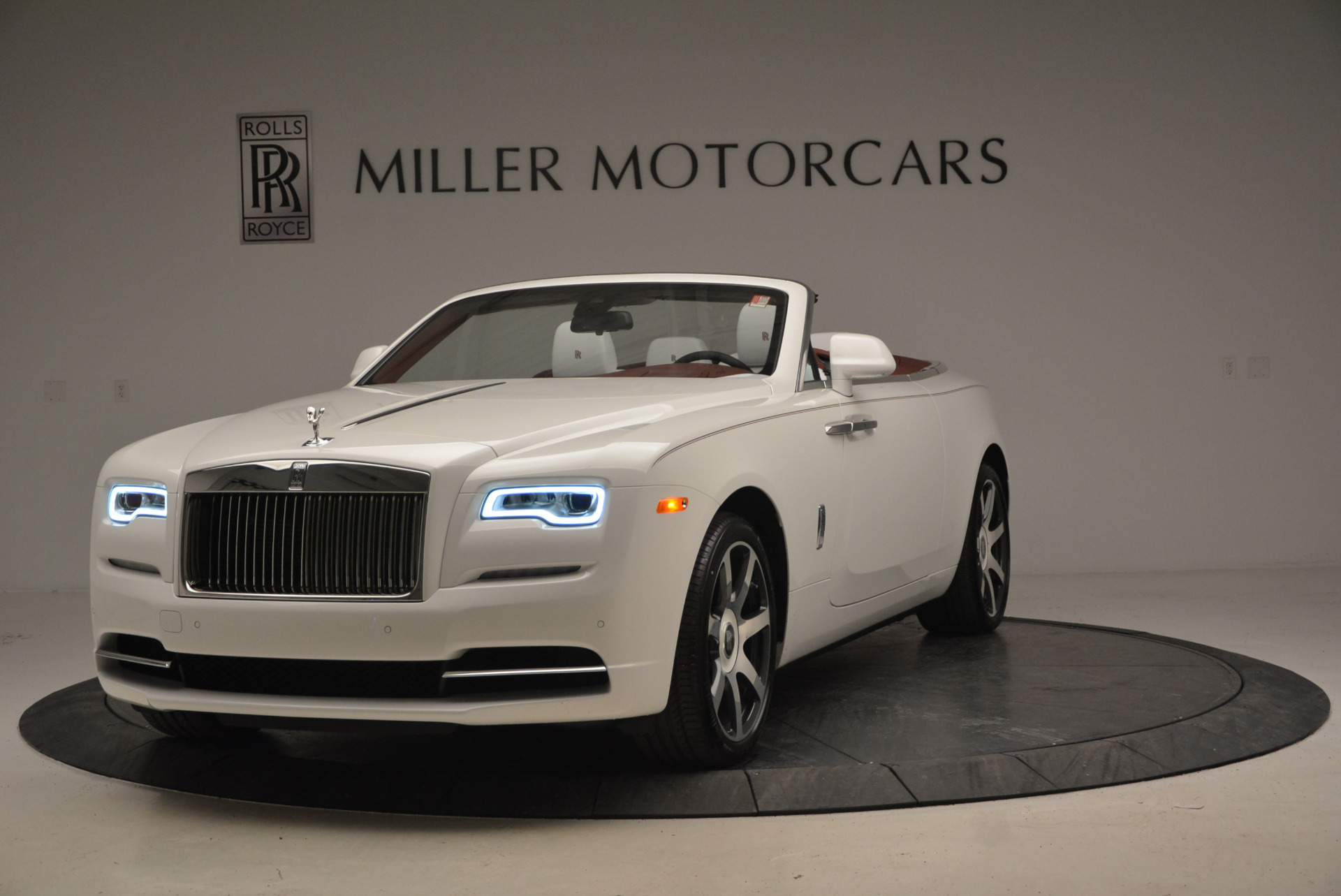 New 2017 Rolls-Royce Dawn for sale Sold at McLaren Greenwich in Greenwich CT 06830 1