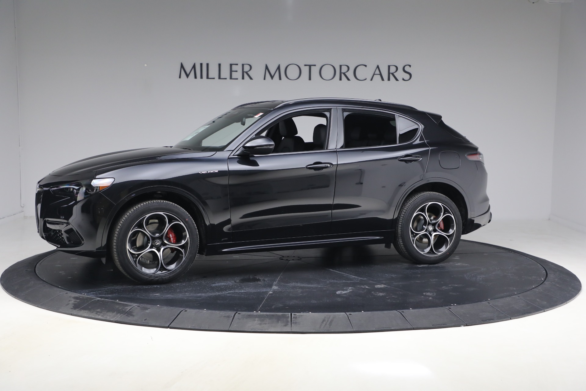 New 2026 Alfa Romeo Stelvio Veloce for sale $61,465 at McLaren Greenwich in Greenwich CT 06830 1