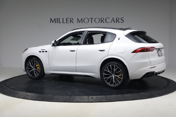 New 2026 Maserati Grecale Modena V6 for sale $91,030 at McLaren Greenwich in Greenwich CT 06830 4