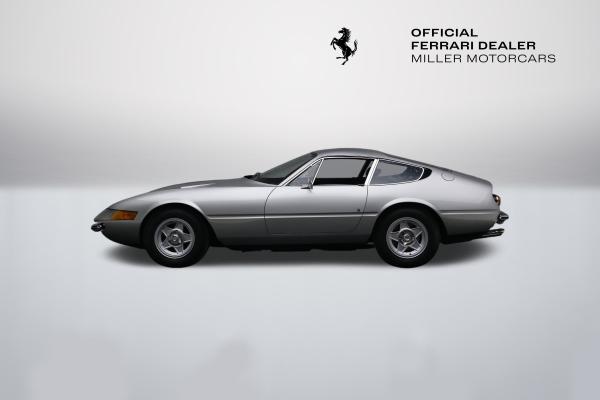 Used 1971 Ferrari 365GTB/4 Daytona for sale $750,000 at McLaren Greenwich in Greenwich CT 06830 3