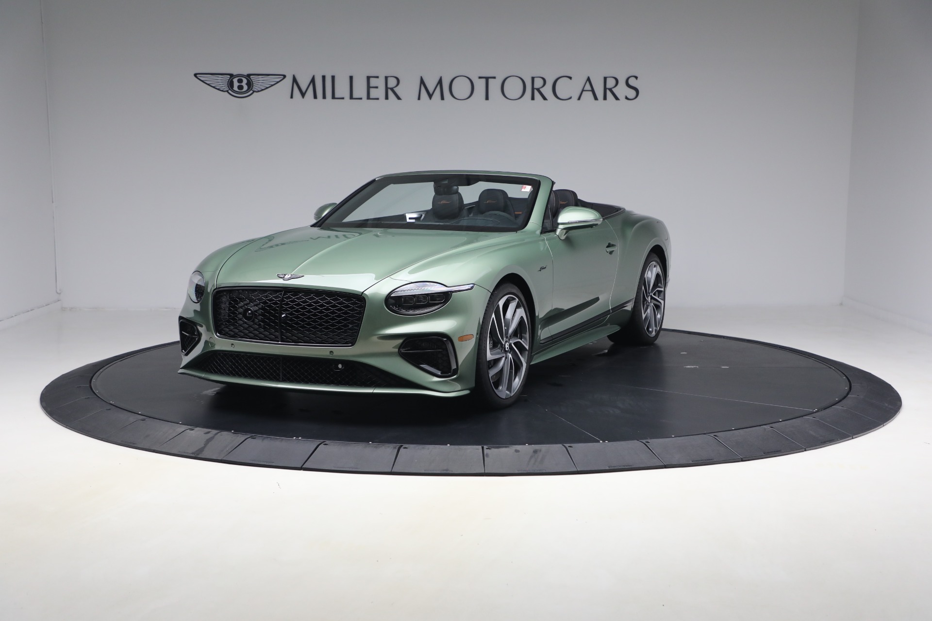 Used 2025 Bentley Continental GTC Speed for sale $355,900 at McLaren Greenwich in Greenwich CT 06830 1