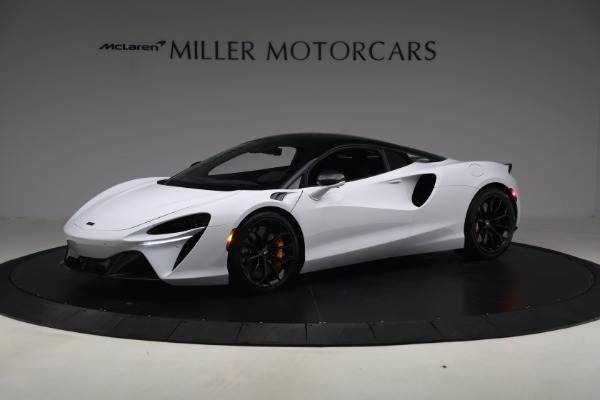 Used 2023 McLaren Artura for sale $184,900 at McLaren Greenwich in Greenwich CT 06830 2