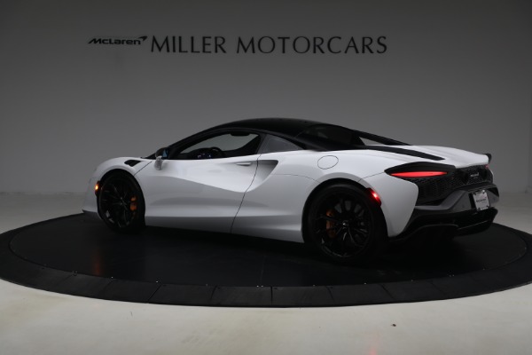 Used 2023 McLaren Artura for sale $184,900 at McLaren Greenwich in Greenwich CT 06830 4