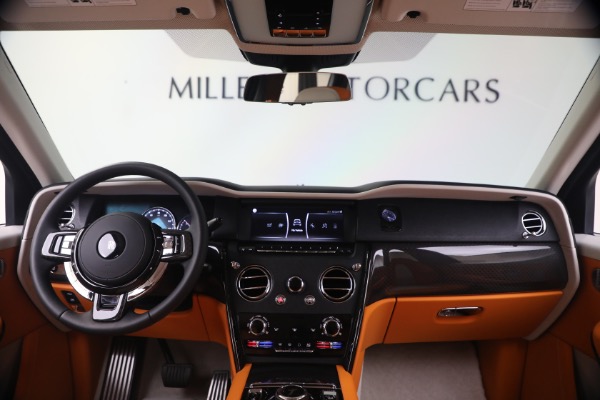 Used 2023 Rolls-Royce Black Badge Cullinan for sale $379,900 at McLaren Greenwich in Greenwich CT 06830 4