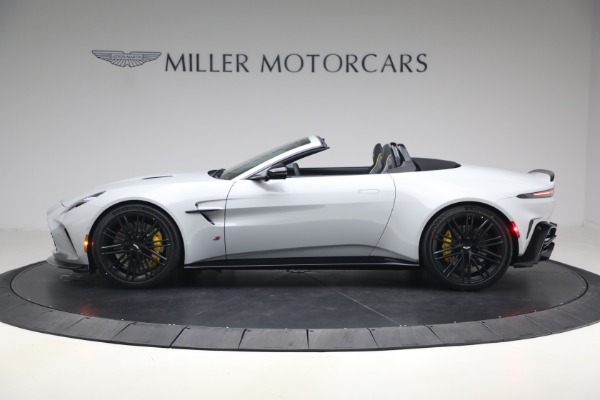 New 2026 Aston Martin Vantage S Roadster for sale $261,400 at McLaren Greenwich in Greenwich CT 06830 3