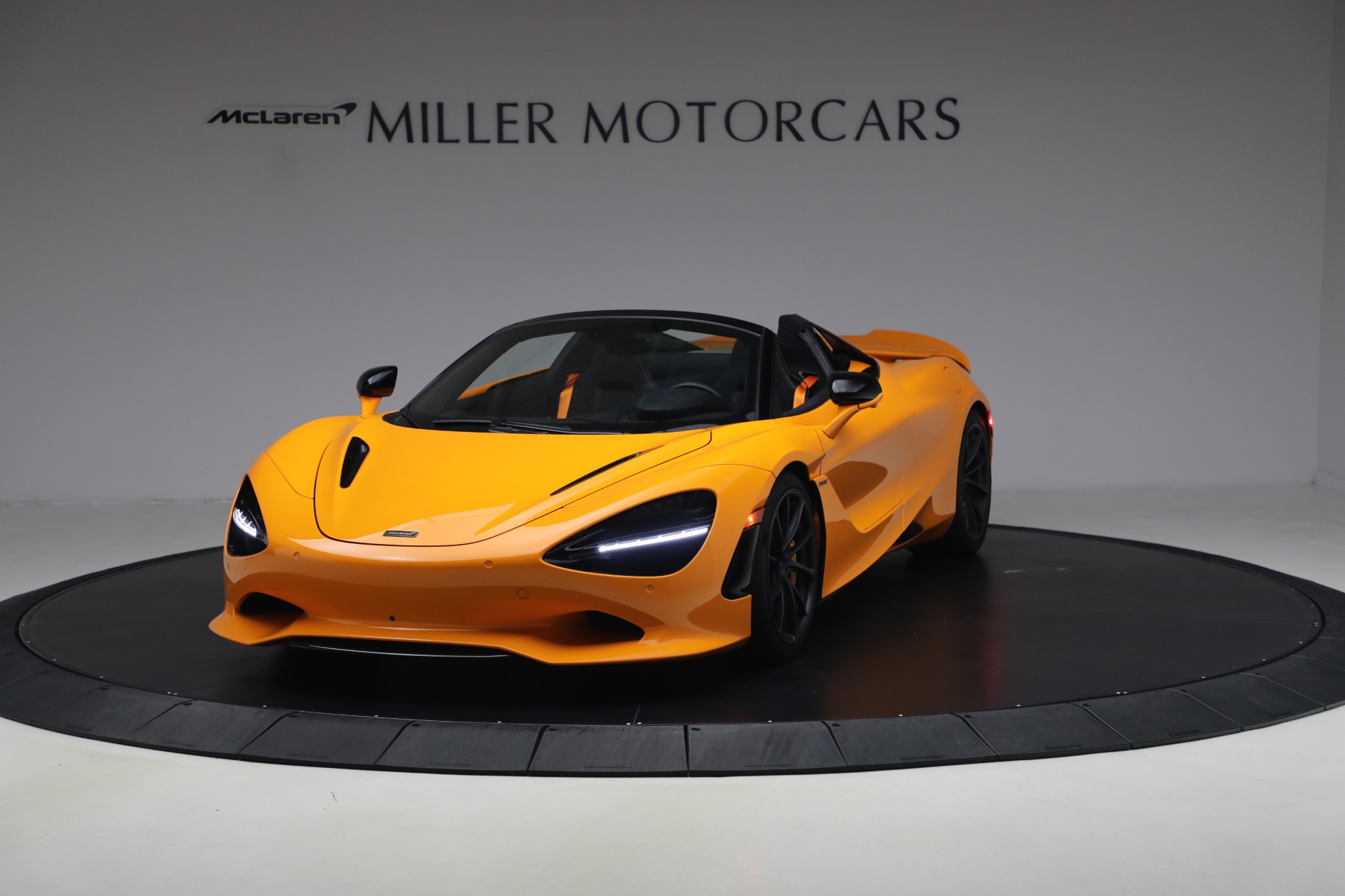 Used 2025 McLaren 750S Spider Performance for sale $369,900 at McLaren Greenwich in Greenwich CT 06830 1
