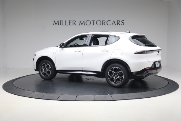 Used 2024 Alfa Romeo Tonale Hybrid Ti for sale $28,900 at McLaren Greenwich in Greenwich CT 06830 4