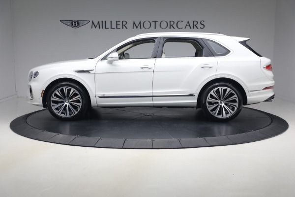 Used 2022 Bentley Bentayga V8 for sale $137,900 at McLaren Greenwich in Greenwich CT 06830 3
