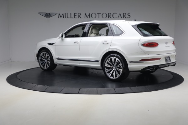Used 2022 Bentley Bentayga V8 for sale $137,900 at McLaren Greenwich in Greenwich CT 06830 4