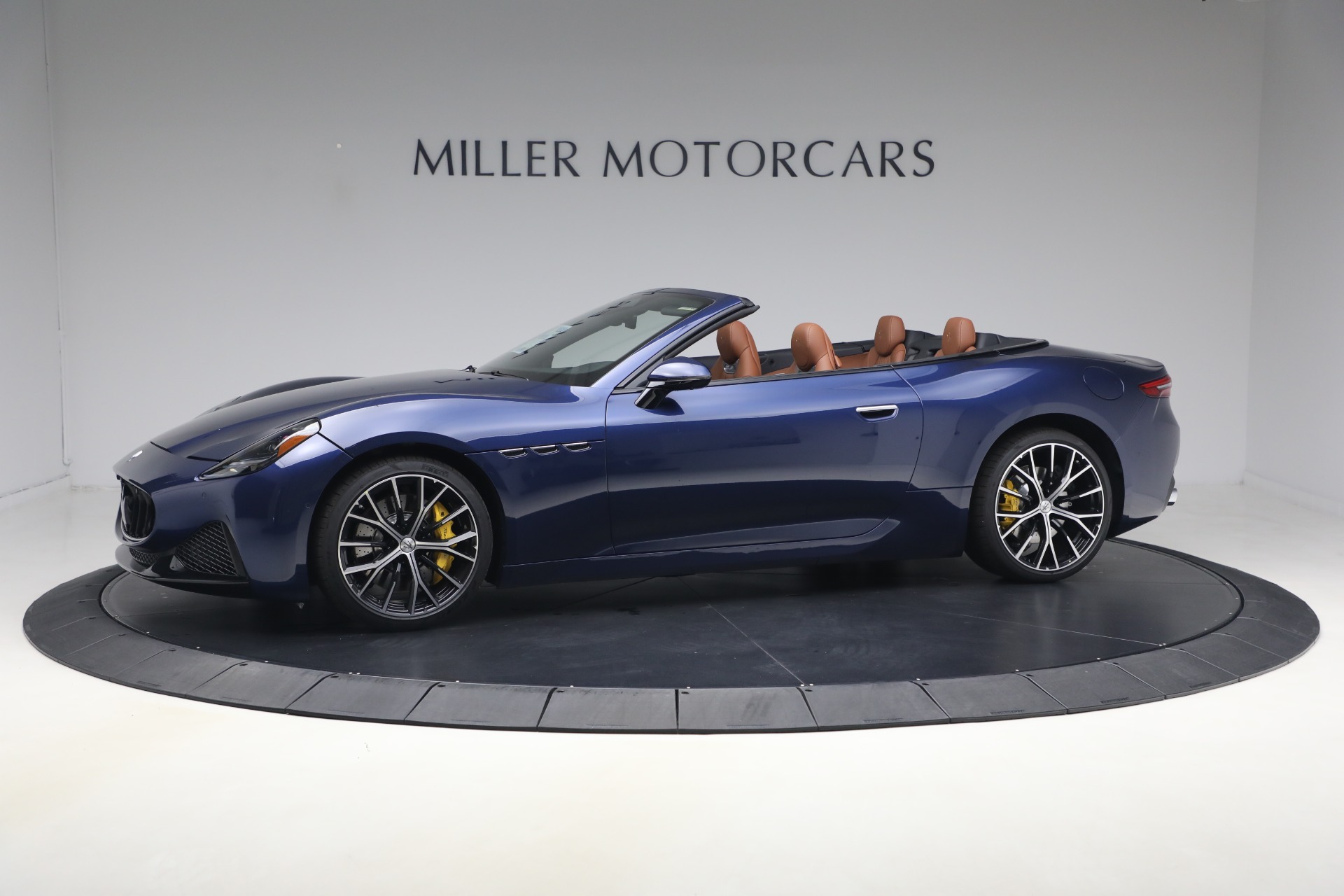 New 2026 Maserati GranCabrio for sale $178,105 at McLaren Greenwich in Greenwich CT 06830 1