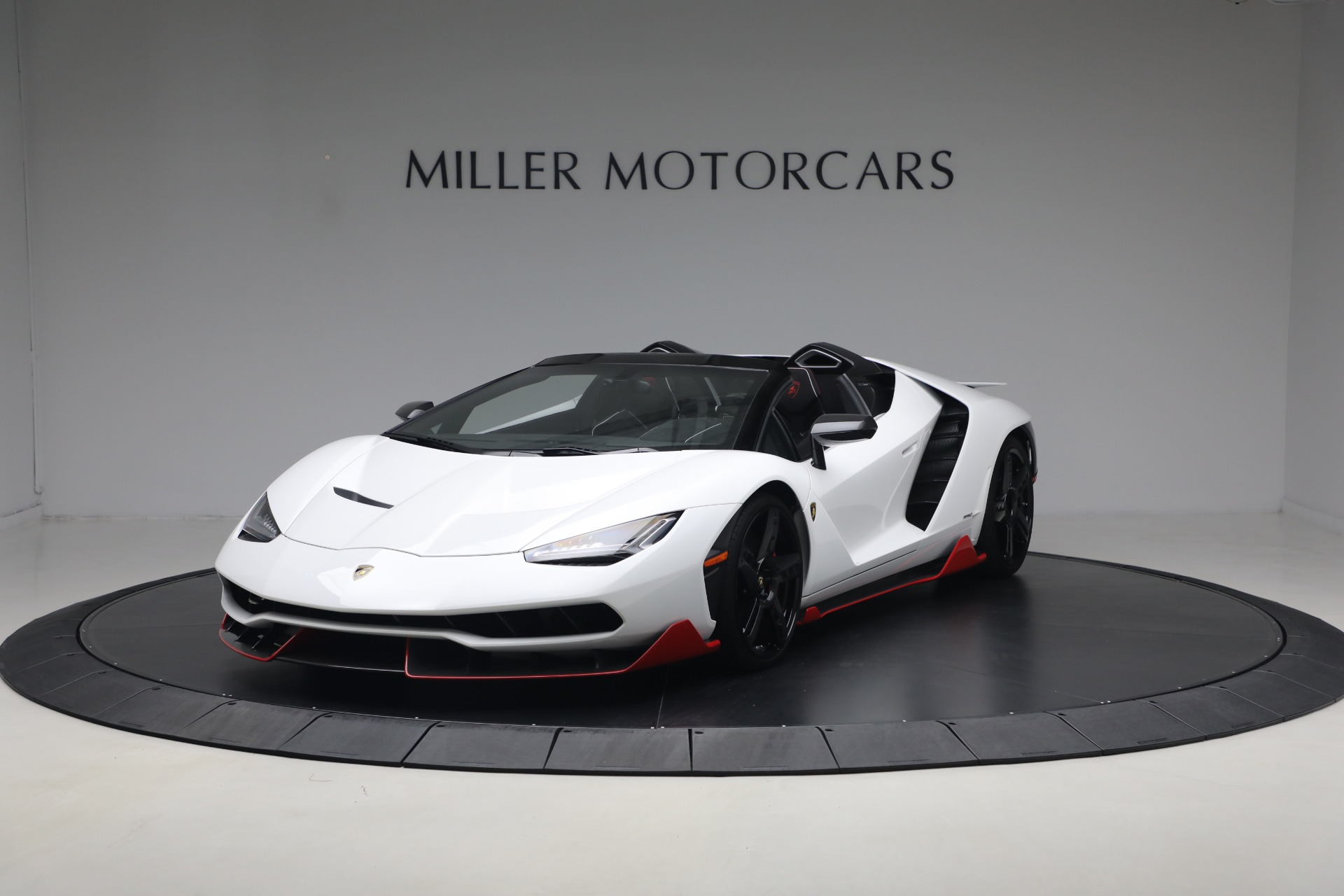 Used 2017 Lamborghini Centenario Roadster for sale $3,995,000 at McLaren Greenwich in Greenwich CT 06830 1
