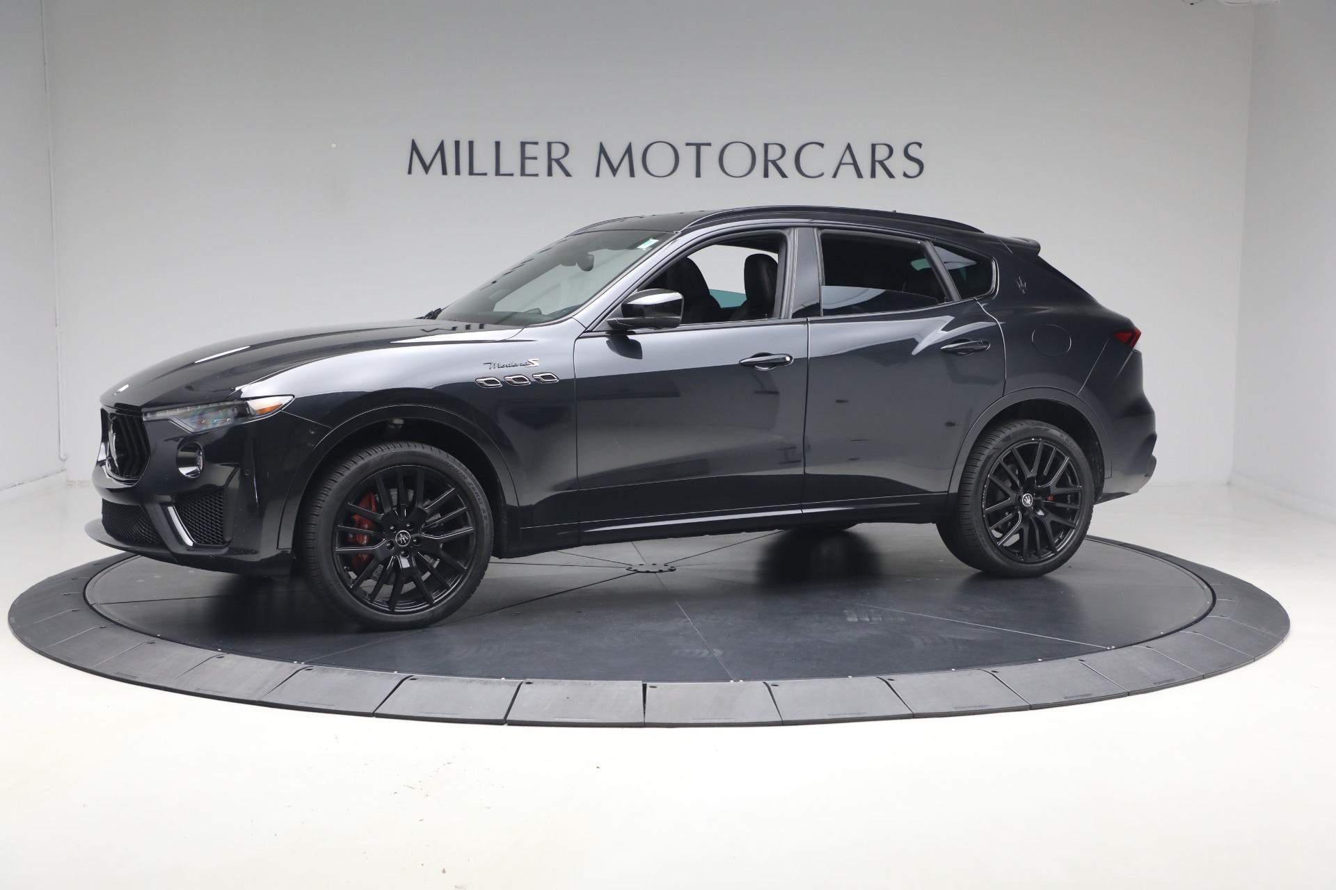 Used 2023 Maserati Levante Modena S for sale $59,900 at McLaren Greenwich in Greenwich CT 06830 1