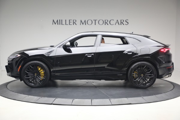 Used 2025 Lamborghini Urus SE for sale $305,900 at McLaren Greenwich in Greenwich CT 06830 3