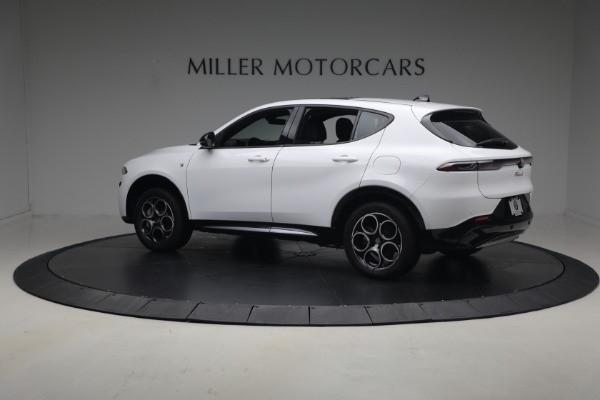 Used 2024 Alfa Romeo Tonale Hybrid Ti for sale $26,900 at McLaren Greenwich in Greenwich CT 06830 3
