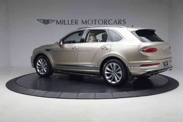 Used 2021 Bentley Bentayga V8 for sale $119,900 at McLaren Greenwich in Greenwich CT 06830 4