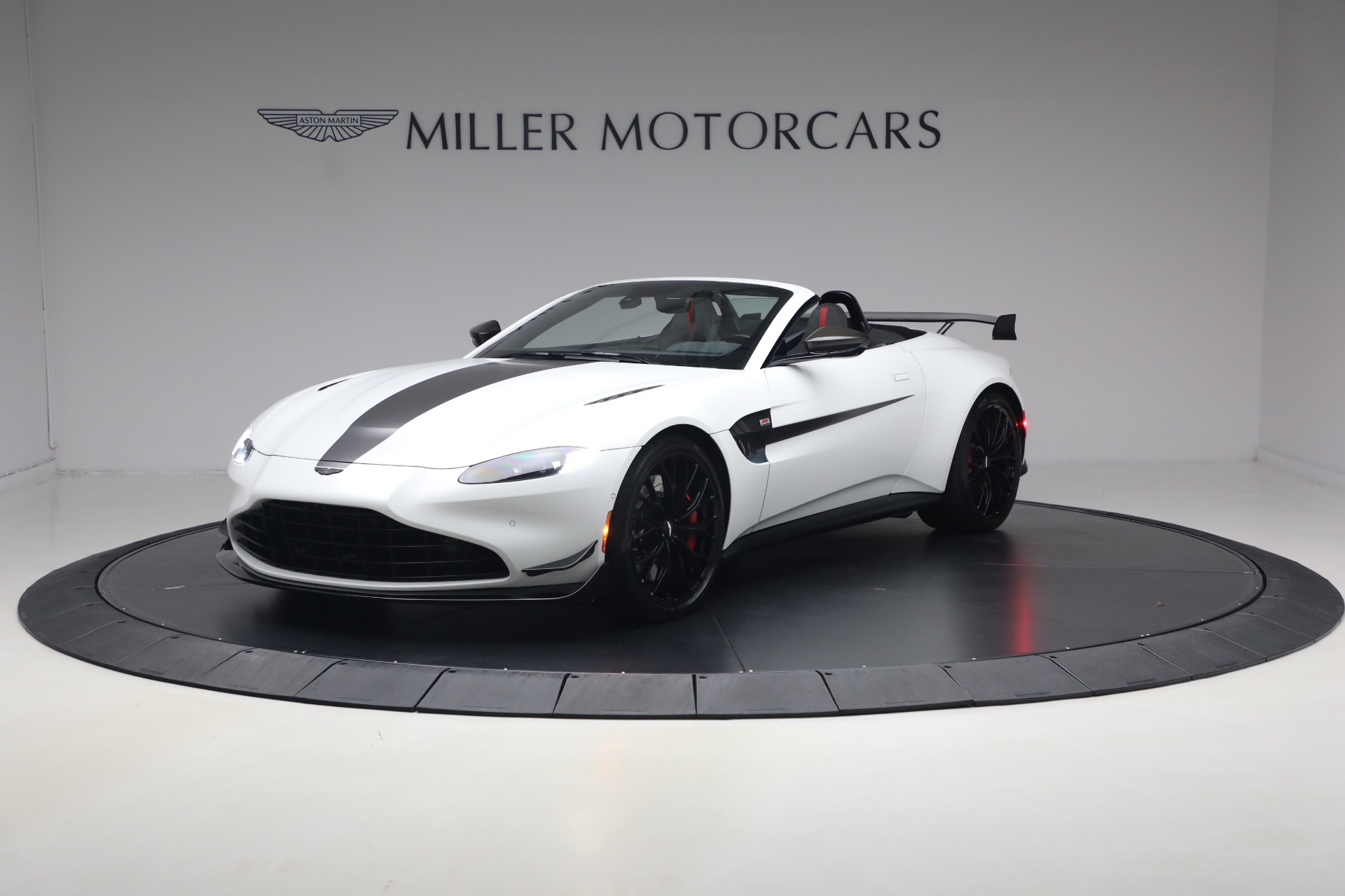Used 2023 Aston Martin Vantage F1 Edition for sale $129,900 at McLaren Greenwich in Greenwich CT 06830 1