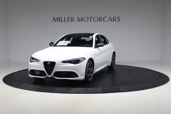 New 2026 Alfa Romeo Giulia Veloce for sale $57,670 at McLaren Greenwich in Greenwich CT 06830 2