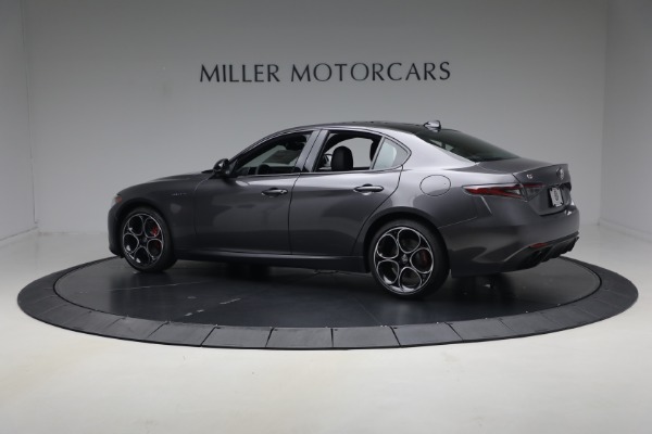 New 2026 Alfa Romeo Giulia Veloce for sale $55,815 at McLaren Greenwich in Greenwich CT 06830 4