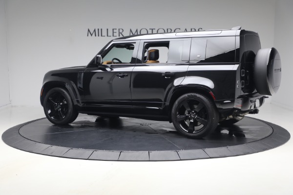 Used 2024 Land Rover Defender 110 V8 P525 for sale $84,900 at McLaren Greenwich in Greenwich CT 06830 4