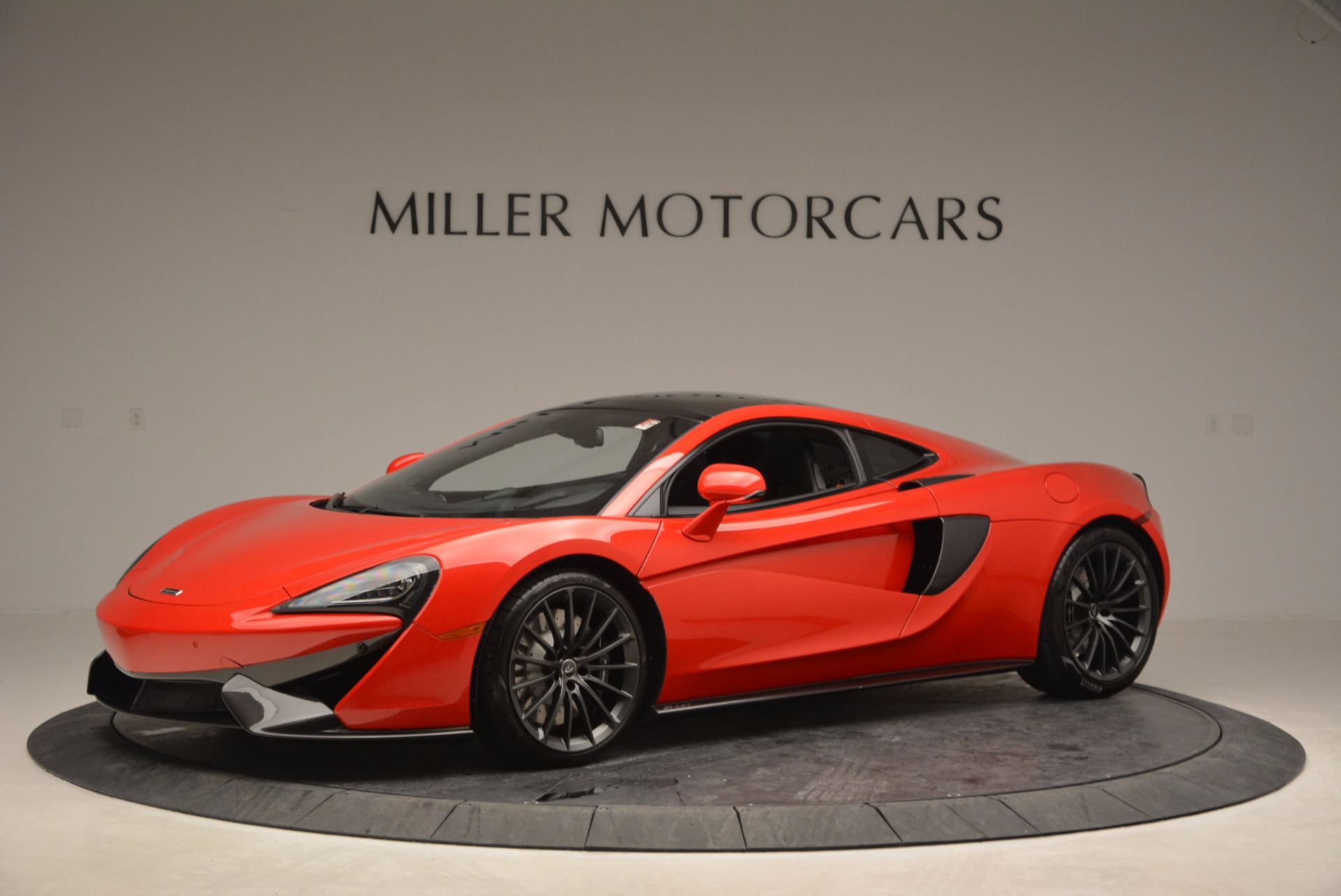 Used 2017 McLaren 570GT Coupe for sale Sold at McLaren Greenwich in Greenwich CT 06830 1