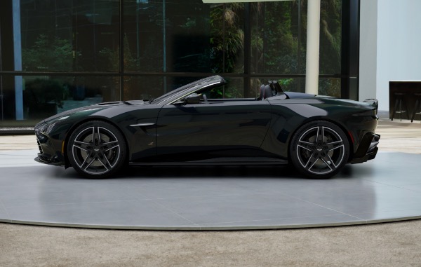 New 2026 Aston Martin Vantage S Roadster for sale $255,400 at McLaren Greenwich in Greenwich CT 06830 2