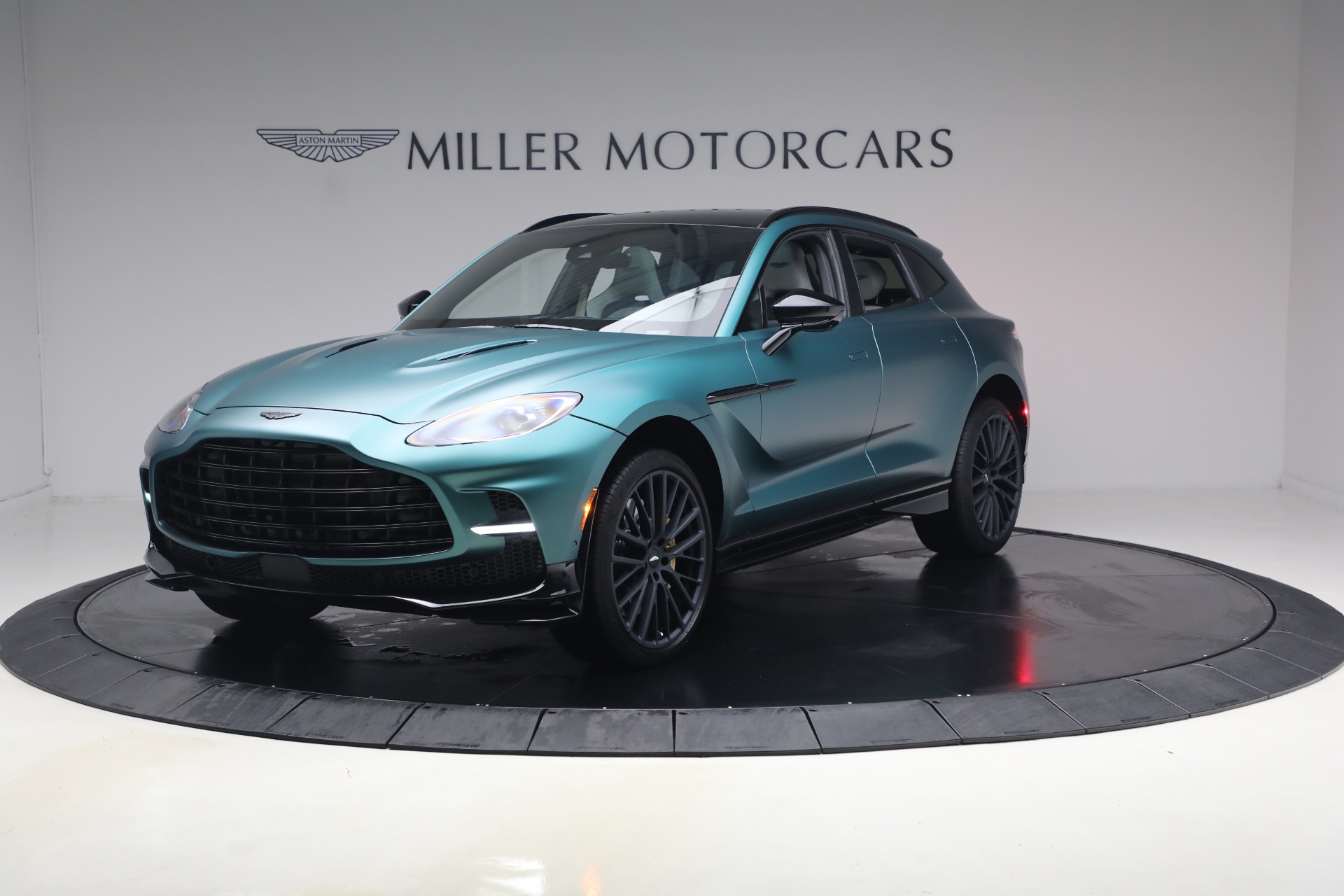 Used 2023 Aston Martin DBX 707 for sale $159,900 at McLaren Greenwich in Greenwich CT 06830 1