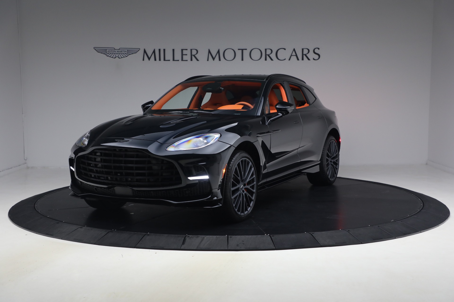 Used 2025 Aston Martin DBX 707 for sale $209,900 at McLaren Greenwich in Greenwich CT 06830 1
