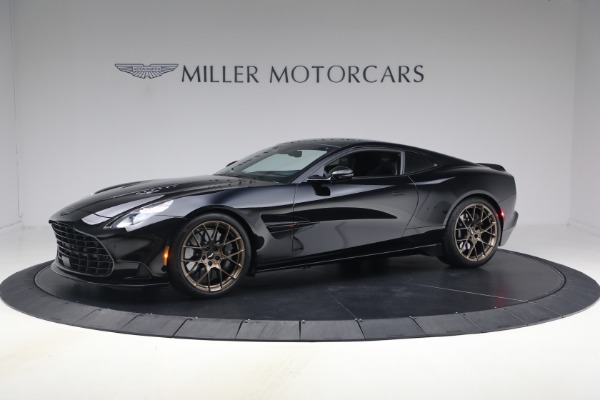 Used 2025 Aston Martin Vanquish for sale $415,900 at McLaren Greenwich in Greenwich CT 06830 2