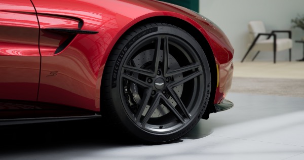 New 2026 Aston Martin Vantage S Roadster for sale $268,000 at McLaren Greenwich in Greenwich CT 06830 4
