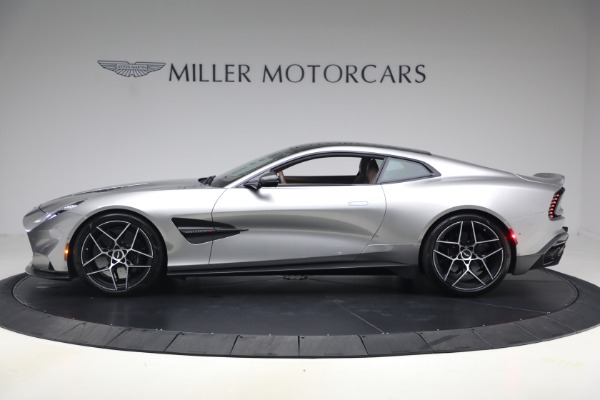Used 2025 Aston Martin Vanquish for sale $429,900 at McLaren Greenwich in Greenwich CT 06830 3