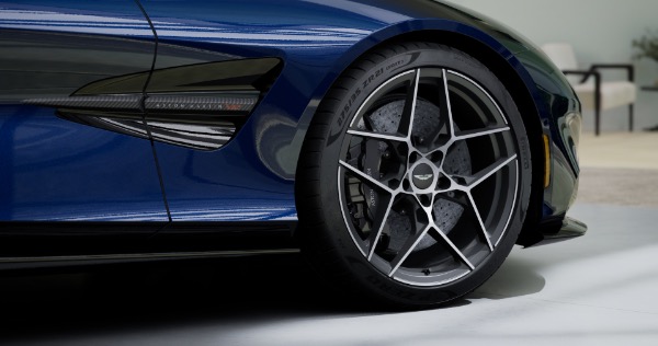 New 2026 Aston Martin Vanquish for sale $541,595 at McLaren Greenwich in Greenwich CT 06830 4